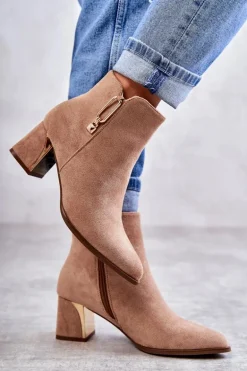 Zamszowe Botki Na Słupku Z Ozdobą Beżowe Erine