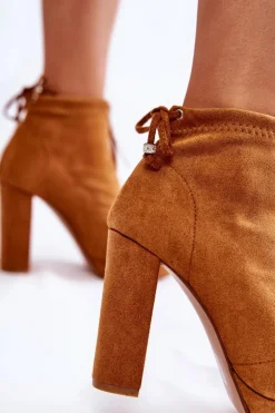 Zamszowe Botki Na Suwak Camel Donnita