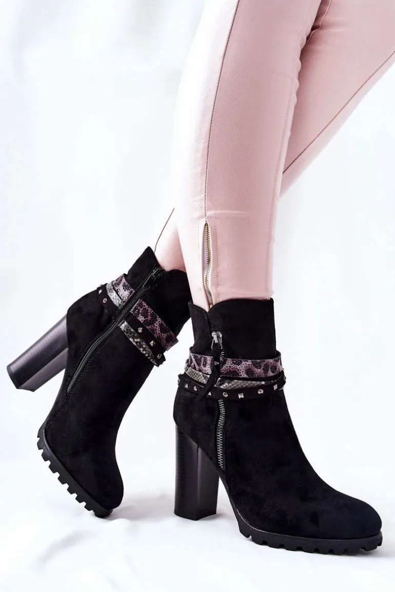 Zamszowe Botki Na Wysokim Słupku Czarne Besis