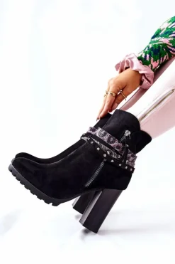 Zamszowe Botki Na Wysokim Słupku Czarne Besis