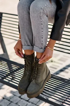 Zamszowe Botki Workery Damskie Zielone Dearia