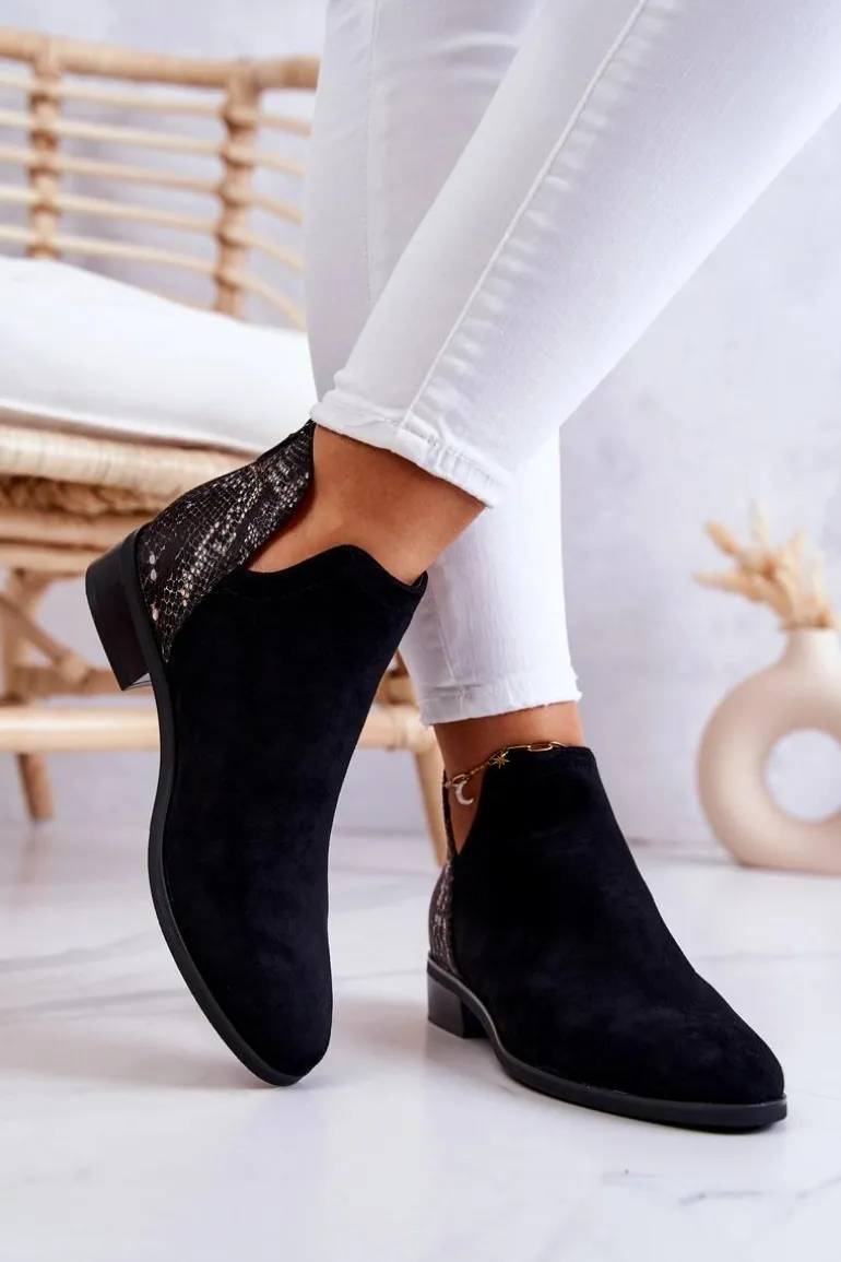 Zamszowe Botki Wężowy Wzór Czarne Stephanie