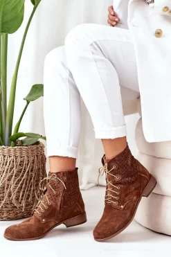 Zamszowe Botki Z Ażurowym Wzorem Brązowe Josie