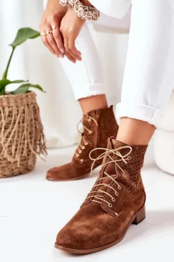 Zamszowe Botki Z Ażurowym Wzorem Brązowe Josie