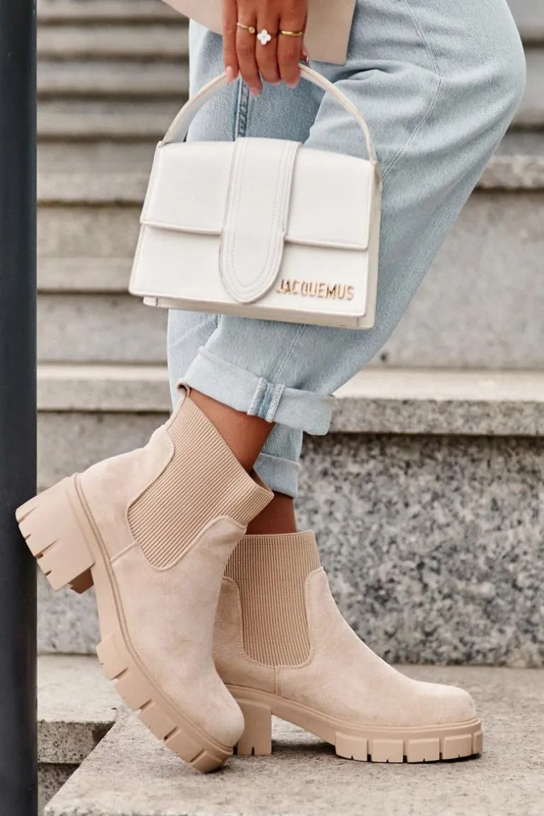 Zamszowe Botki Z Elastyczną Wstawką Beżowe Anyfer