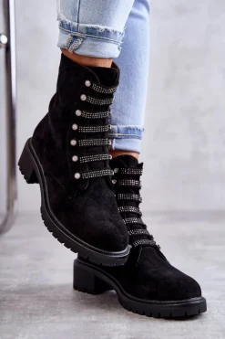 Zamszowe Botki Z Ozdobnymi Paskami Czarne Malesia