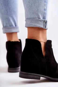 Zamszowe Botki Z Wycięciami Na Płaskim Obcasie Czarne Henriette