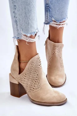 Zamszowe Botki Z Wycięciem Jasnobeżowe Layne