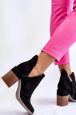 Zamszowe Botki Z Wycięciem Czarne Layne