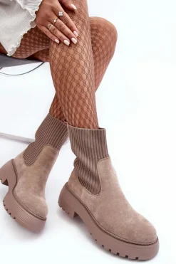 Zamszowe Botki Ze Skarpetą Na Platformie I Płaskim Obcasie Ciemnobeżowe Rewam