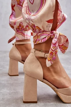 Zamszowe Czółenka Na Masywnym Obcasie I Platformie Beżowe Diame