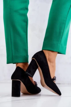 Zamszowe Czółenka Z Łańcuchem Czarne Alamoss