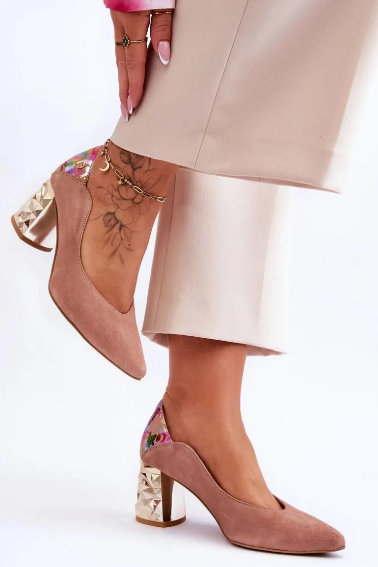 Zamszowe Czółenka Z Ozdobnym Obcasem Maciejka 05042-15 Różowe