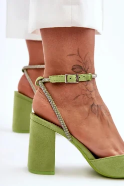 Zamszowe Czółenka Z Ozdobnym Paseczkiem Zielone Lirosa