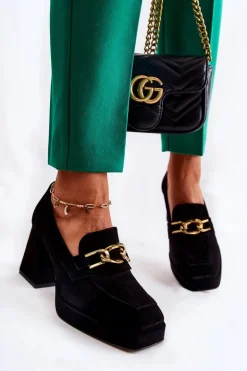 Zamszowe Czółenka Z Ozdobnym Łańcuchem Laura Messi 2444 Czarne