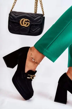 Zamszowe Czółenka Z Ozdobnym Łańcuchem Laura Messi 2444 Czarne