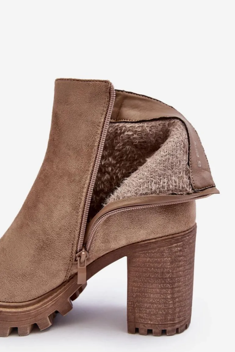 Zamszowe Damskie Botki Na Słupku Z Ozdobą Beżowe Menoria