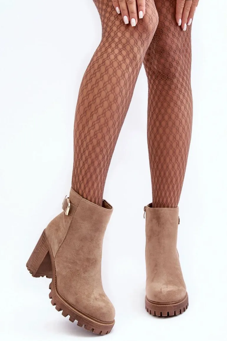 Zamszowe Damskie Botki Na Słupku Z Ozdobą Beżowe Menoria