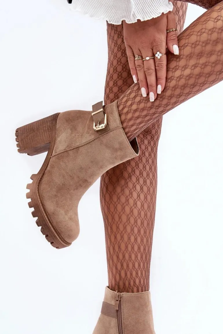 Zamszowe Damskie Botki Na Słupku Z Ozdobą Beżowe Menoria