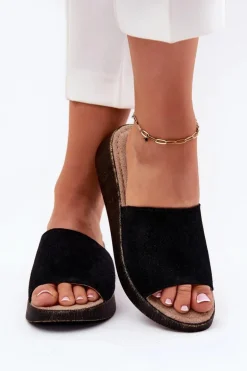 Zamszowe Klapki Damskie Na Koturnie Panto Fino RR267043 Czarne