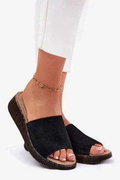 Zamszowe Klapki Damskie Na Koturnie Panto Fino RR267043 Czarne