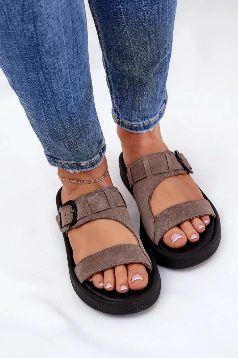 Zamszowe Klapki Damskie Na Platformie Zazoo 3024 Brązowe