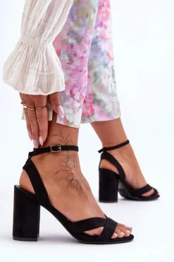 Zamszowe Klasyczne Sandałki Na Słupku Czarne Tetradi