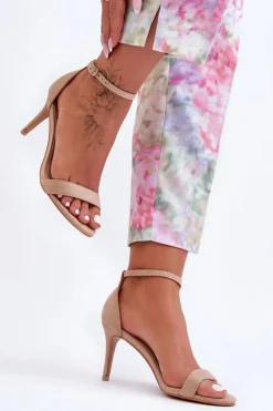 Zamszowe Klasyczne Sandały Na Szpilce Beżowe Tossa