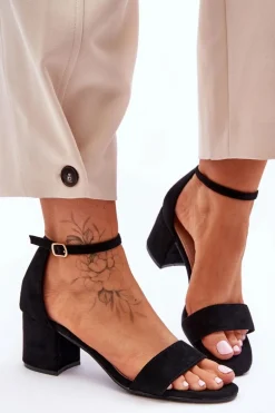 Zamszowe Klasyczne Sandały Na Niskim Obcasie Czarne Honeymoon