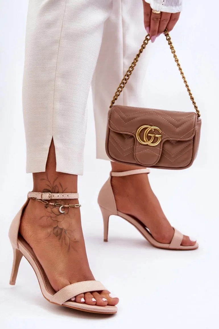 Zamszowe Klasyczne Sandały Na Szpilce Jasnobeżowe Tossa