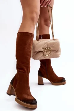 Zamszowe Kozaki Damskie Na Słupku Przed Kolano Lemar Ciemnobrązowe Ceraxa