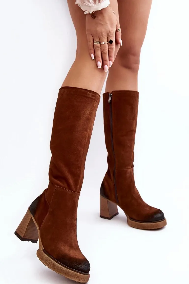 Zamszowe Kozaki Damskie Na Słupku Przed Kolano Lemar Ciemnobrązowe Ceraxa