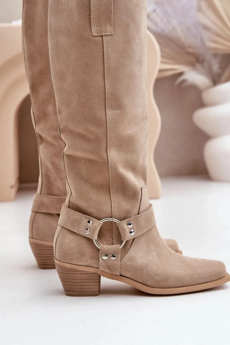 Zamszowe Kozaki Na Niskim Obcasie Z Cholewką Przed Kolano Zazoo 3444/O Jasnobeżowe