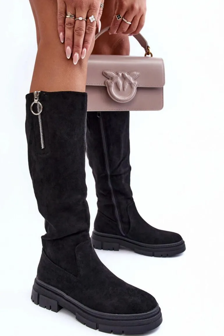 Zamszowe Kozaki Na Płaskim Obcasie I Platformie Czarne Nesina