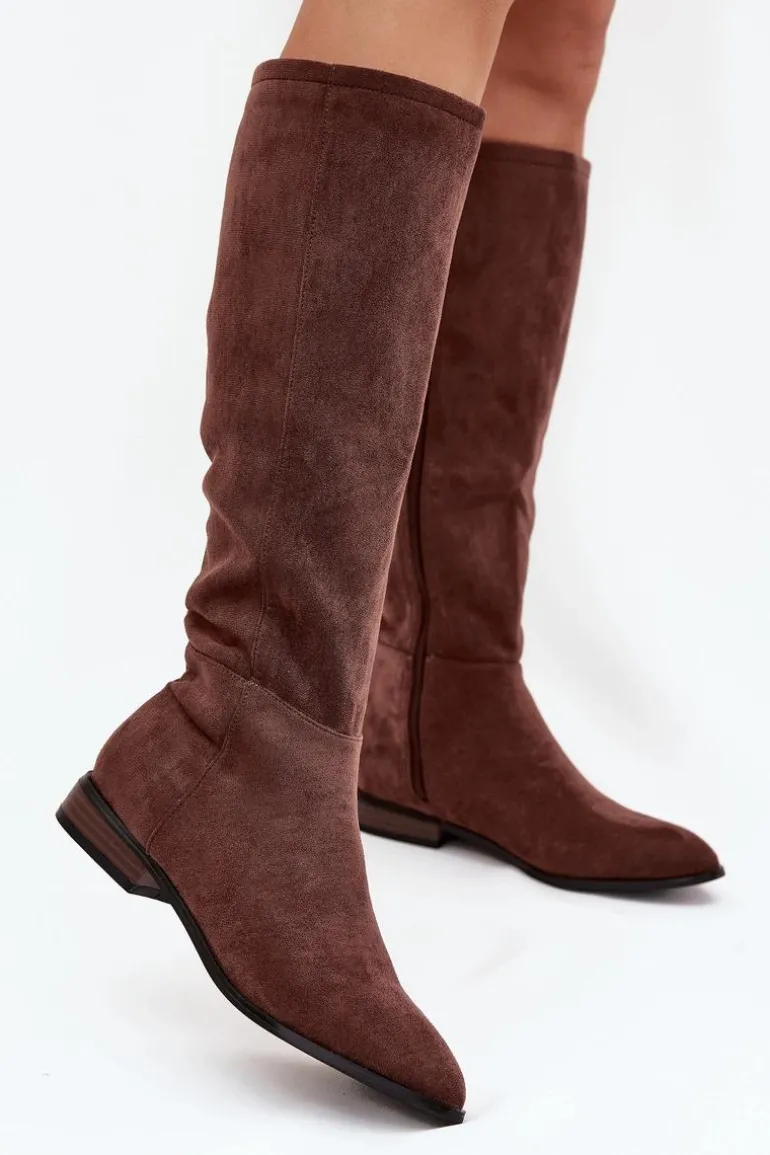 Zamszowe Kozaki Na Płaskim Obcasie Brązowe Eelin