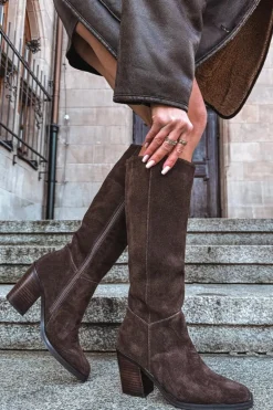 Zamszowe Kozaki Na Słupku Zamek Czekoladowe Lissara