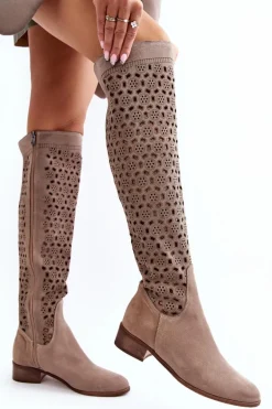 Zamszowe Kozaki Z Ażurowym Wzorem Beżowe Pointe