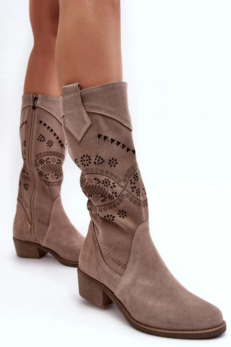Zamszowe Kozaki Z Ażurowym Wzorem Cappuccino Sierra
