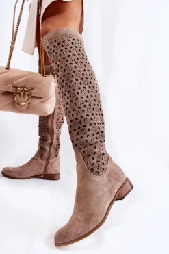 Zamszowe Kozaki Z Ażurowym Wzorem Ciemnobeżowe Pointe