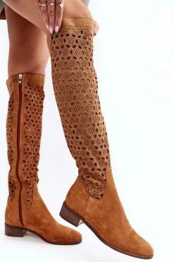 Zamszowe Kozaki Z Ażurowym Wzorem Camel Pointe