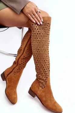 Zamszowe Kozaki Z Ażurowym Wzorem Camel Pointe
