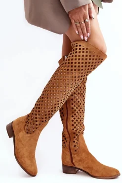 Zamszowe Kozaki Z Ażurowym Wzorem Camel Arinna