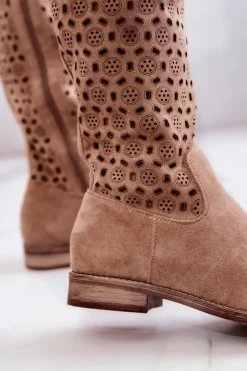Zamszowe Kozaki Z Ażurowym Wzorem Beżowe Darnell