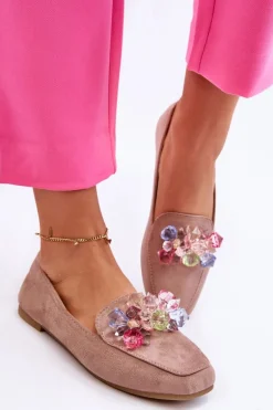 Zamszowe Mokasyny Z Ozdobnymi Kryształami Ciemnobeżowe Arvilla