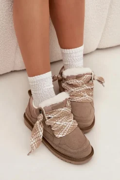 Zamszowe Śniegowce Damskie Z Futerkiem I Grubym Sznurowaniem Vinceza 97963 Beżowe