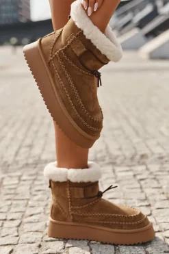 Zamszowe Śniegowce Damskie Z Ozdobnymi Przeszyciami Big Star SS274373 Camel