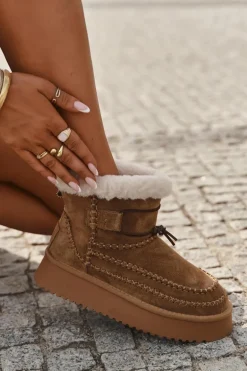 Zamszowe Śniegowce Damskie Z Ozdobnymi Przeszyciami Big Star SS274373 Camel