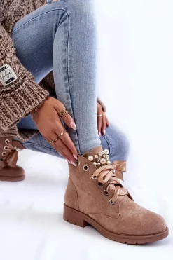 Zamszowe Ocieplane Botki Na Suwak Z Perłami Ciemnobeżowe Raiso