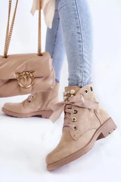 Zamszowe Ocieplane Botki Na Suwak Z Perłami Beżowe Raiso