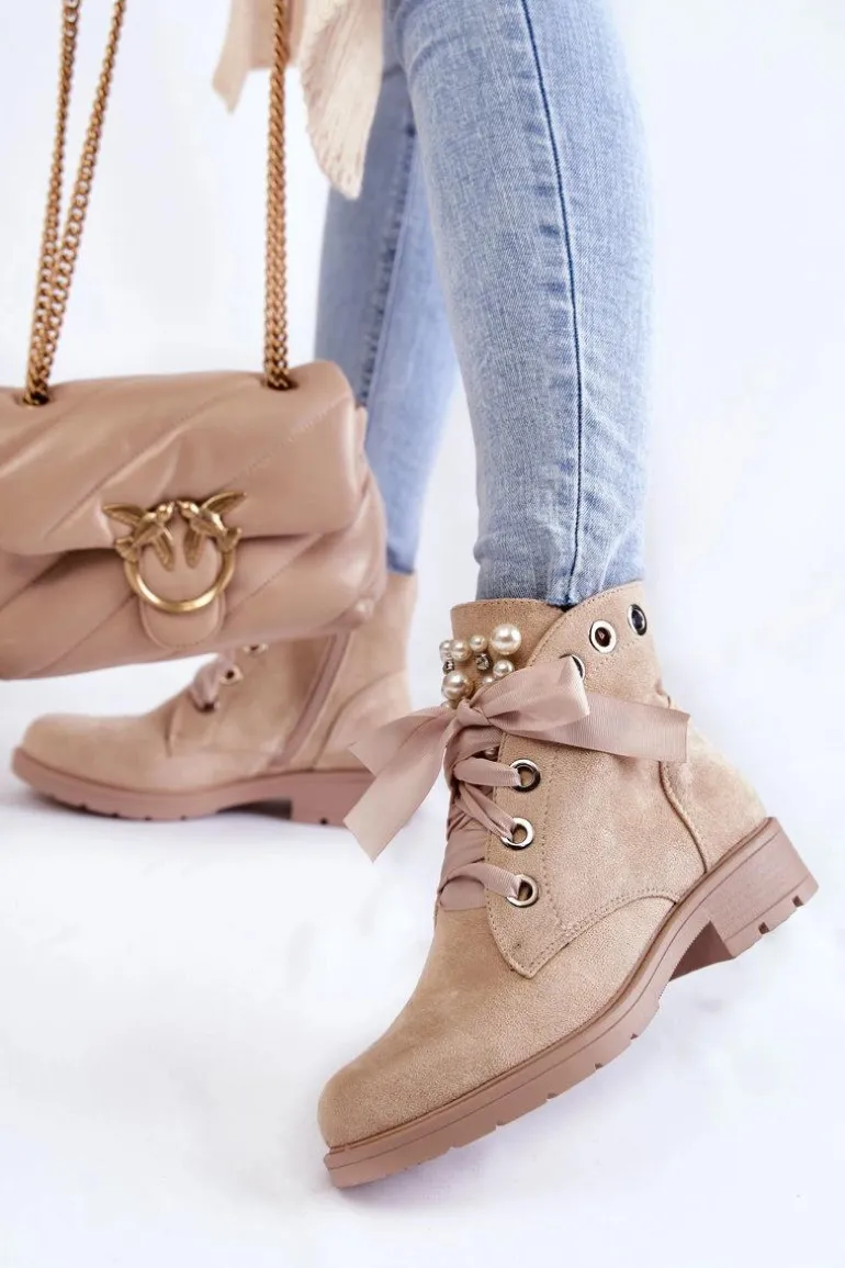 Zamszowe Ocieplane Botki Na Suwak Z Perłami Beżowe Raiso